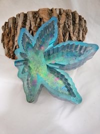 Resin Cannabis Leaf  Ashtray 