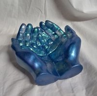 Resin hands / cupped decorative 