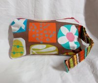 Mod /flower power motif  zippered wristlet bags (clutch)