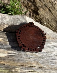 Wood/glass   set Julian Assange free  pendant 