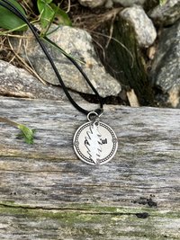 Grateful Dead  13 point lightning bolt  with beautiful stamped pendant that has the word "Grateful" embossed 