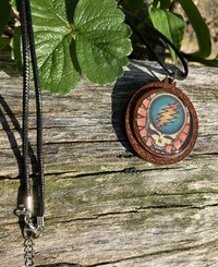 Grateful dead Stealie wooden pendant  (carved hearts) necklace