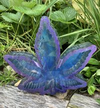 Resin Cannabis Leaf Ashtray 