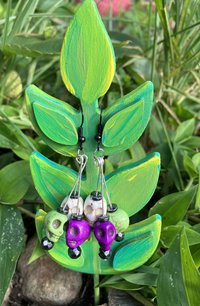 White,Green,Purple Skulls beads with a hematite stones 