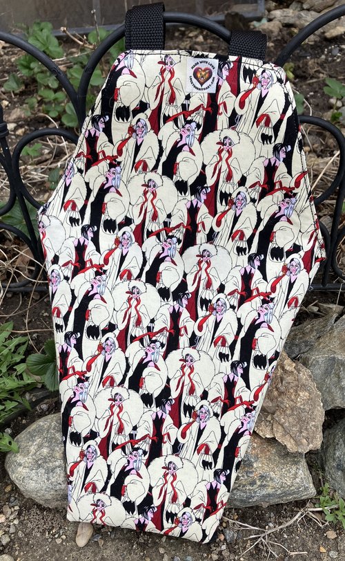 Handmade coffin bag by Lucky Burrito with the iconic Cruella De Vil from 101 Dalmatians #Disney #villain