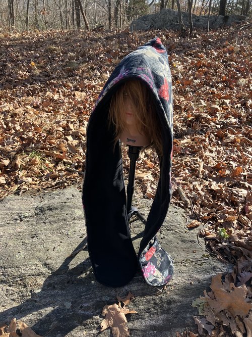 Handmade by Lucky Burrito Beautiful XL Hooded Scarves inspired by the designs of Sienna Rose* fully reversible skulls and roses red/pink