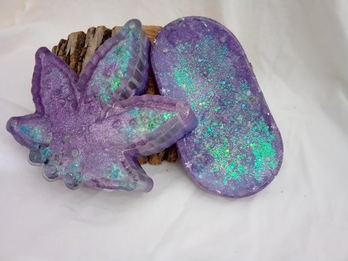 Set of Resin Cannabis Leaf  Ashtray and matching rolling/trinket tray