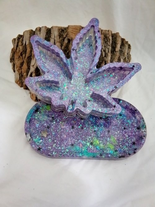 Set of Resin Cannabis Leaf  Ashtray and matching rolling/trinket tray