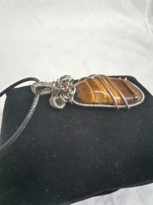 Wire Wrapped Tigers eye Necklace 