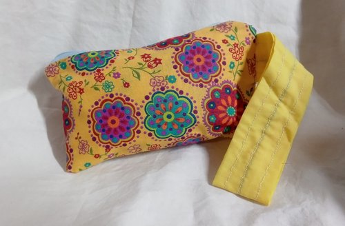 yellow mandala flowers motif  zippered wristlet bags (clutch)M