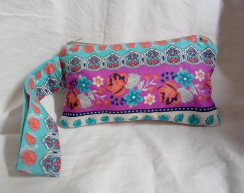 flowers and rosettes   motif zippered wristlet bags (clutch) M
