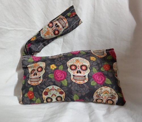sugar skulls  motif  velcro  wristlet bags (clutch) M