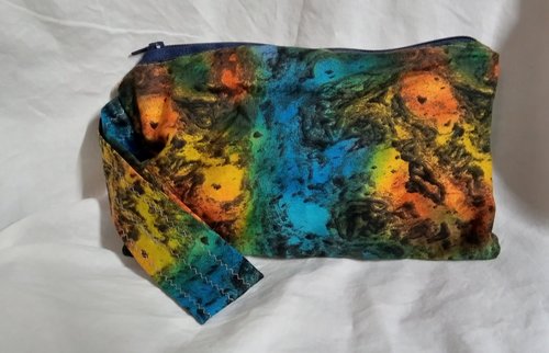 Handmade by Lucky Burrito tie dye print motif zippered wristlet bags (clutch) Large