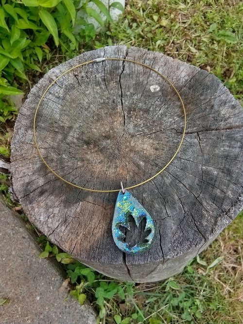 Resin teardrop cannabis leaf pendant