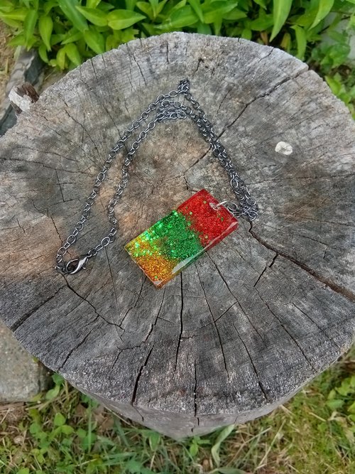 Resin rectangle  pendant Rasta