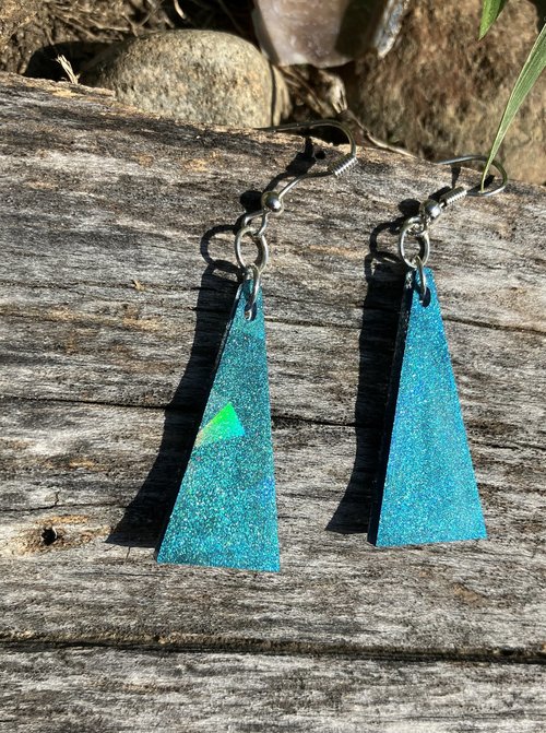 Holographic geometric resin earrings (green elongated triangle)