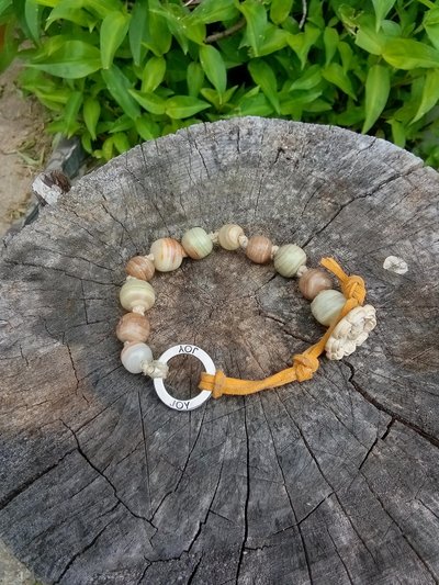 Agate hemp  JOY  adjustable suede bracelet 