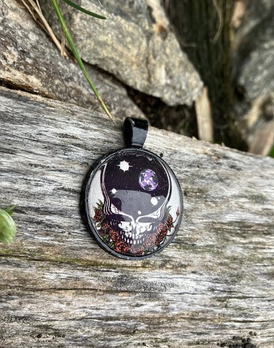 Grateful Dead Space your face   glass and metal Pendant
