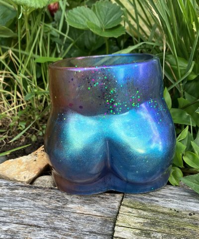 Resin butt 